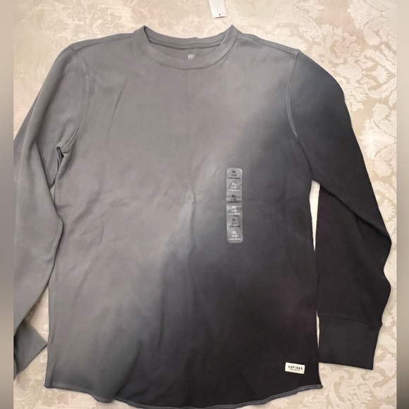 Gap Boys NWT NEW Long Sleeve Waffle Tee Cotton Gray - Picture 2 of 6